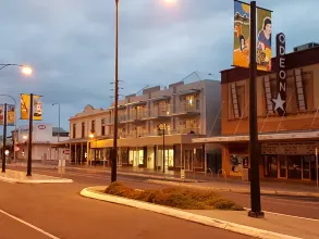 Semaphore Splash Apartments