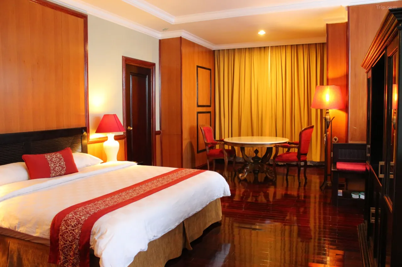 Hotel Image 2