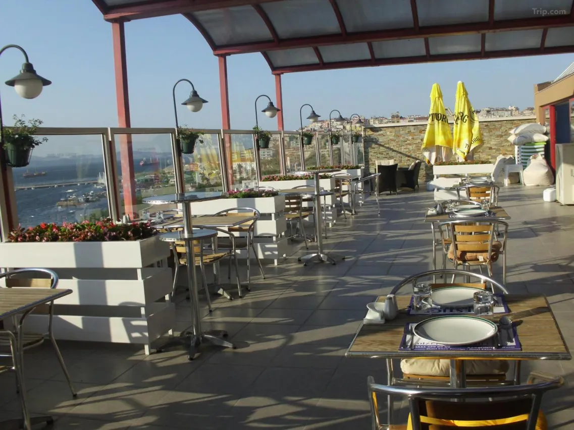 Hotel Image 1