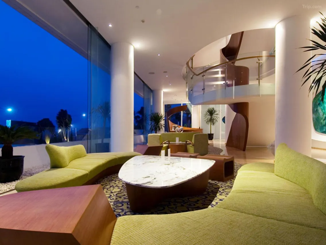 Hotel Image 1