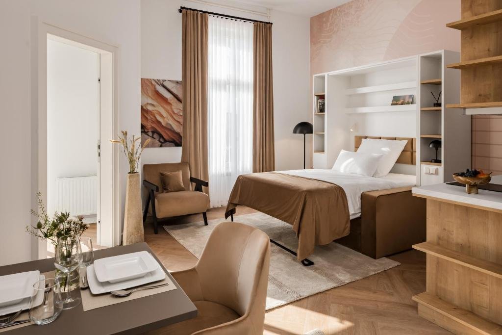 FU Life Berlin Kudamm