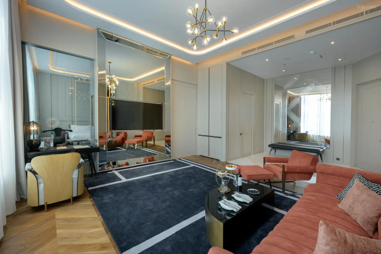 Hotel Image 1