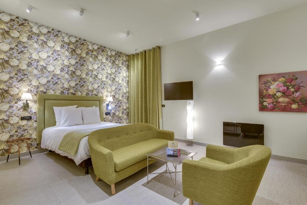 Villa Erizio Aparthotel - a bucolic and urban break