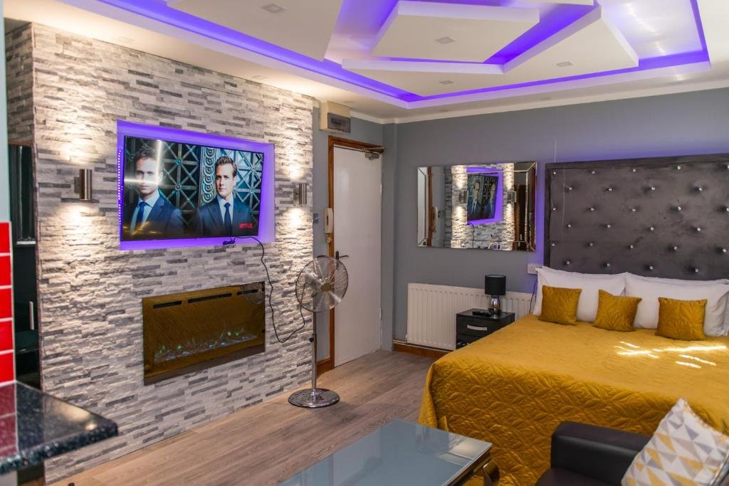 Hotel Image 1