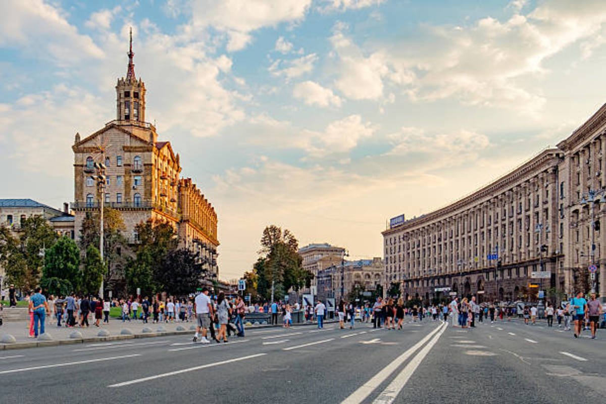 Ukraine Honeymoon Package – 7 Days / 6 Nights